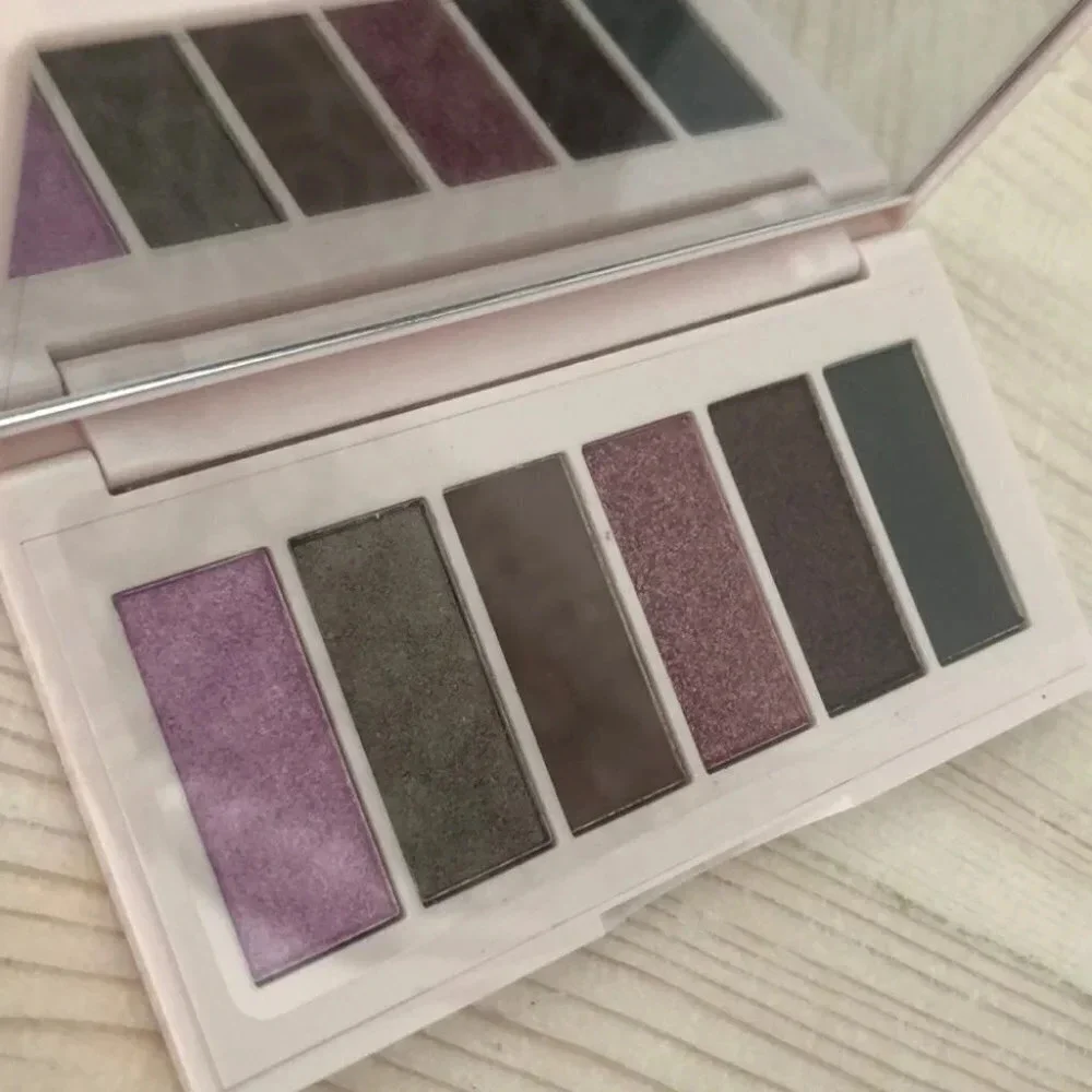 Vineyard Soirée eyeshadow palette
